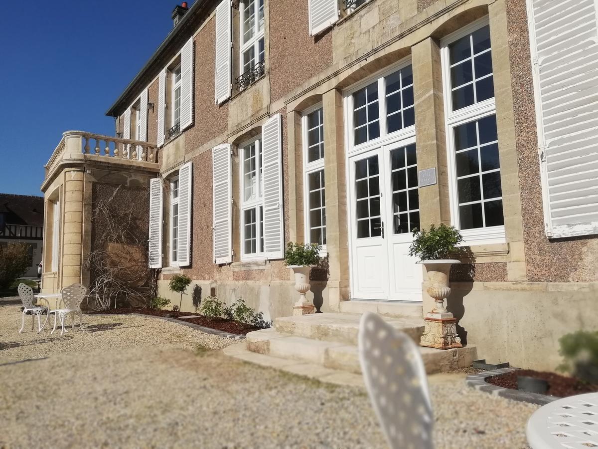 Domaine De Bayeux Hotel Exterior photo