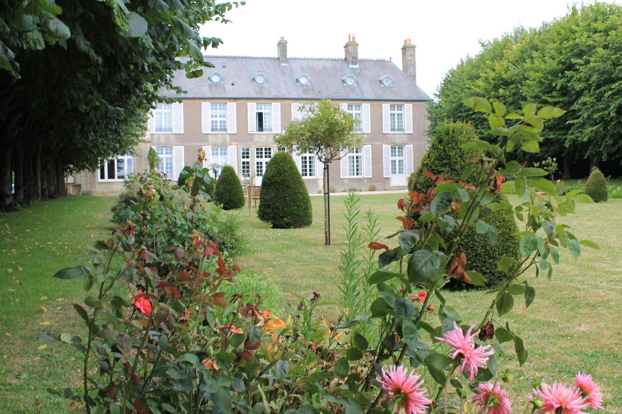 Domaine De Bayeux Hotel Exterior photo